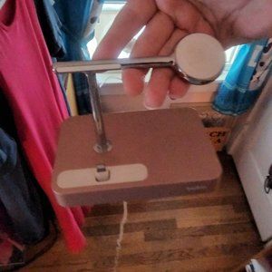 IPhone an apple watch charger